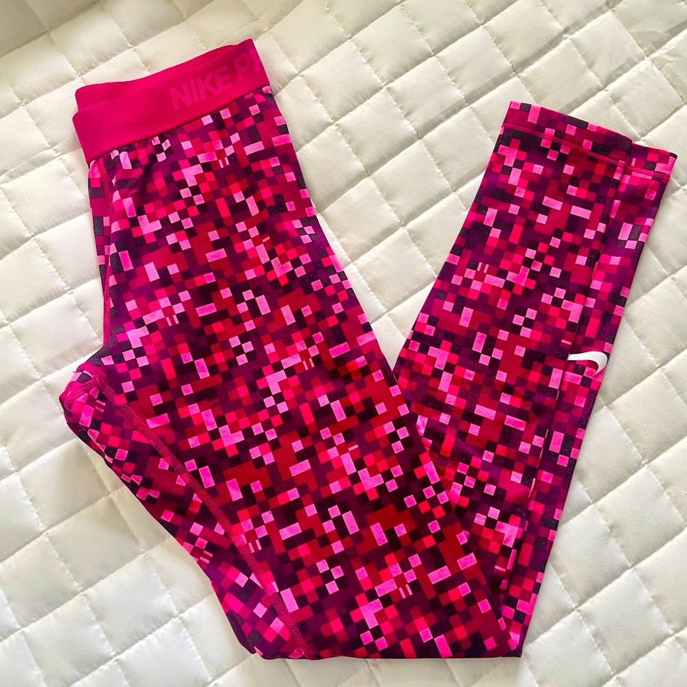 Nike Pro leggings